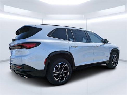 New 2025 Buick Enclave Sport Touring image 4