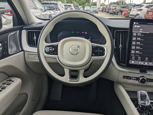 New 2026 Volvo XC60 T8 Ultra image 17