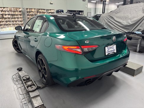 New 2025 Alfa Romeo Giulia AWD w/ Driving Assist Package image 9