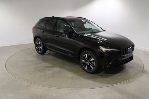 New 2026 Volvo XC60 B5 Core w/ Protection Package Premier image 7