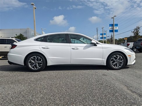 Used 2023 Hyundai Sonata SEL w/ Cargo Package image 4