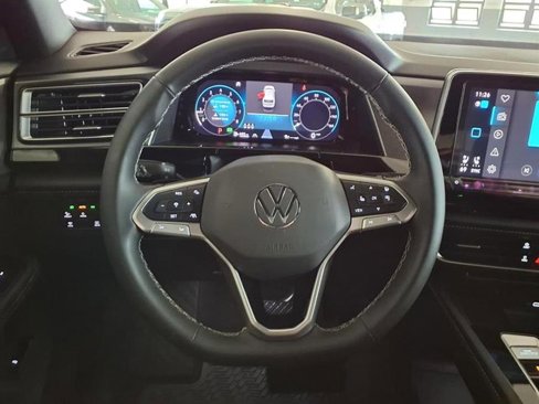 Used 2024 Volkswagen Atlas Cross Sport SE image 22