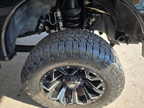 Used 2019 Ford F250 Lariat image 36