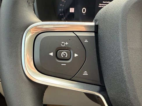 New 2026 Volvo XC40 B5 Ultra w/ Climate Package image 12