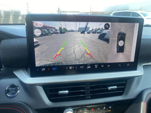 Used 2025 Ford Explorer ST image 34