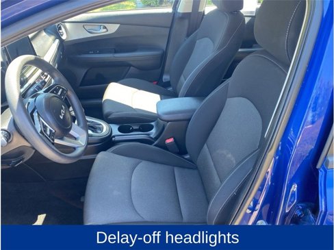 Used 2023 Kia Forte LXS image 12