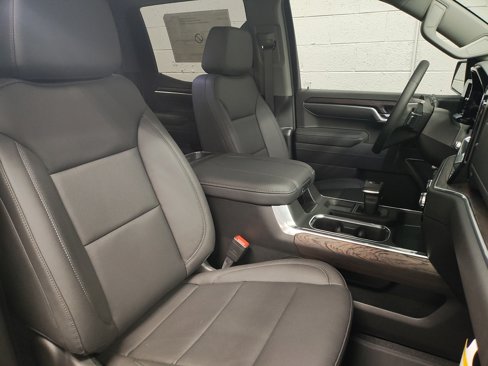 New 2026 GMC Sierra 1500 SLT w/ SLT Premium Plus Package image 10