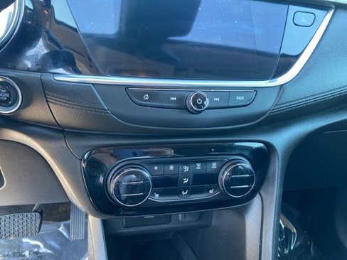 Used 2021 Buick Encore GX Select image 15