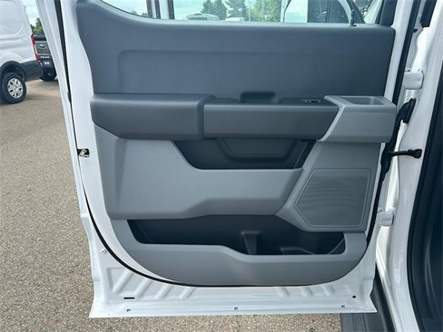New 2026 Ford F250 XL w/ XL Driver Assist Package image 18