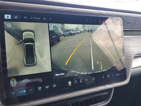 Used 2022 Rivian R1T Launch Edition image 24