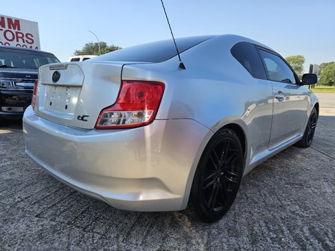Used 2013 Scion tC image 9