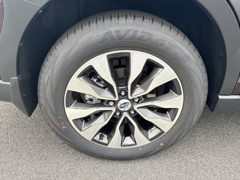 New 2025 Subaru Outback Touring XT image 7