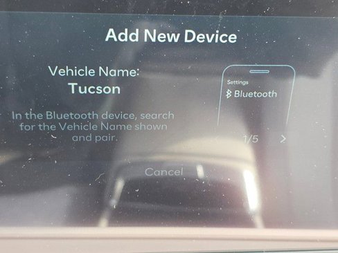 Certified 2025 Hyundai Tucson SE image 6