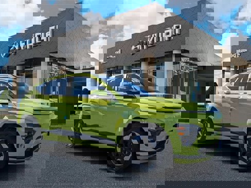 New 2025 Hyundai Kona SEL image 1