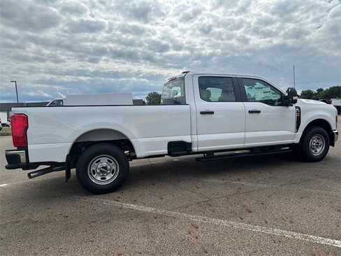 New 2026 Ford F250 XL w/ XL Driver Assist Package image 4