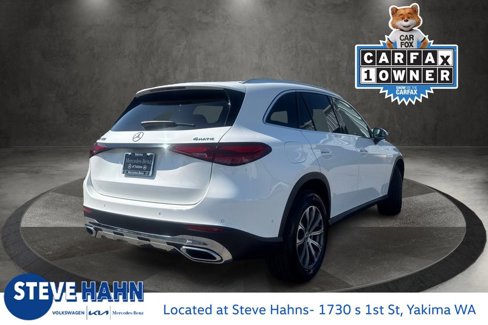 Used 2024 Mercedes-Benz GLC 300 4MATIC image 3
