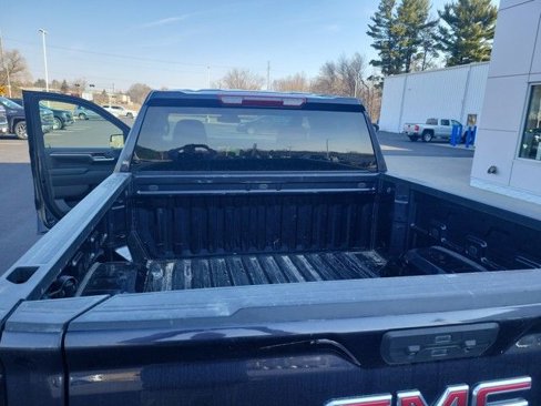 Used 2024 GMC Sierra 1500 SLT image 28