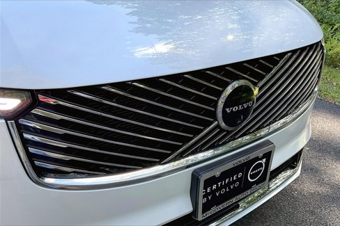 Certified 2025 Volvo XC90 B6 Plus w/ Protection Package image 28