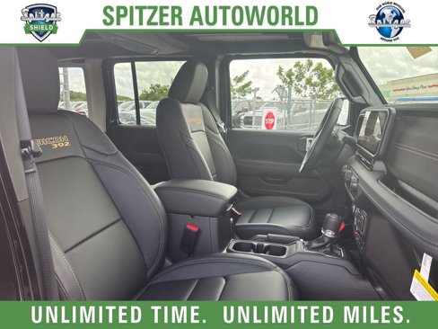 New 2025 Jeep Wrangler Unlimited Rubicon 392 image 21