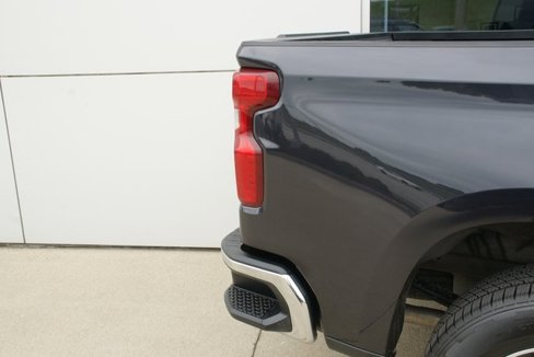 Used 2022 Chevrolet Silverado 1500 LT image 10