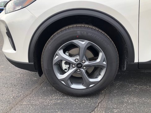 New 2025 Ford Escape ST-Line w/ Tech Pack #1 image 11
