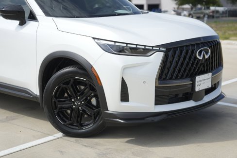 New 2026 INFINITI QX60 Luxe w/ Dark Cargo Package image 3