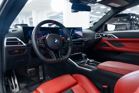 Used 2025 BMW M4 xDrive Competition image 15