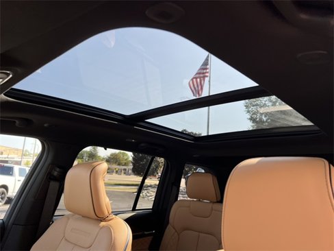 New 2025 Jeep Grand Cherokee Summit image 6