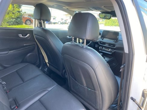 Used 2022 Hyundai Kona Limited image 22