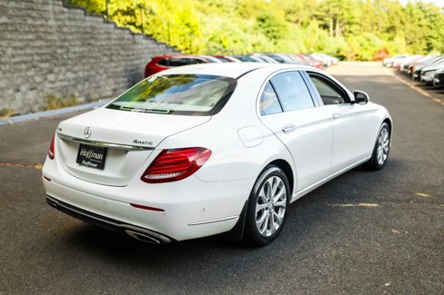 Used 2017 Mercedes-Benz E 300 4MATIC image 4