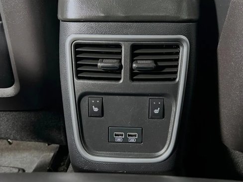 Used 2015 Dodge Charger SXT w/ Plus Group image 27