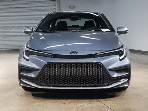 New 2025 Toyota Corolla SE image 2