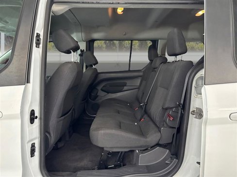 Used 2018 Ford Transit Connect XLT image 10