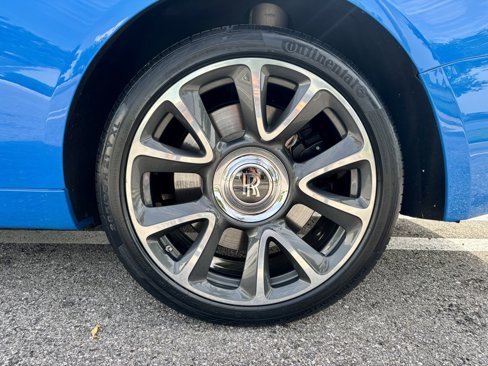 Used 2020 Rolls-Royce Wraith image 13