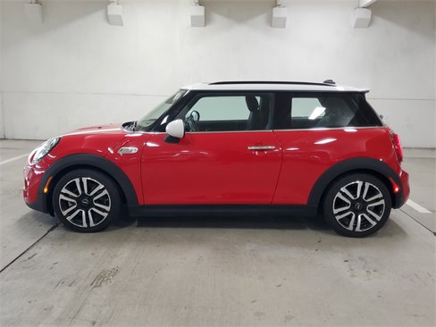 Used 2019 MINI Cooper S w/ Signature Upholstery Package image 8