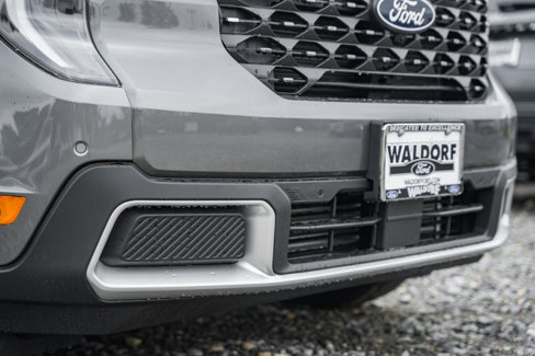 New 2025 Ford Maverick Lariat w/ 4K Tow Package image 45