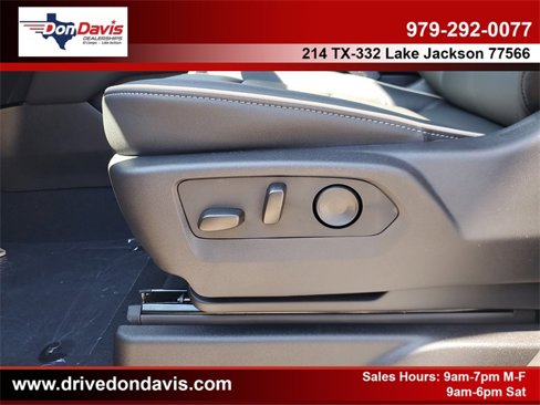 New 2026 GMC Yukon Elevation image 17