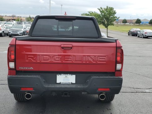 Certified 2025 Honda Ridgeline Black Edition image 6