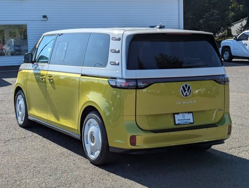 New 2025 Volkswagen ID. Buzz 1st Edition image 3