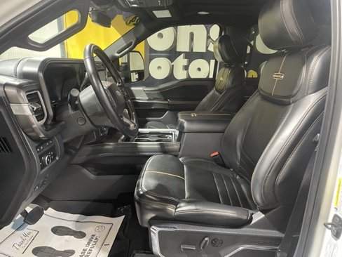 Used 2024 Ford F250 Platinum image 10