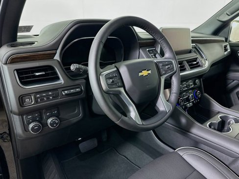 Certified 2024 Chevrolet Suburban Premier w/ Premium Package 2 image 9