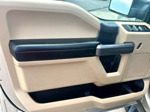 Used 2018 Ford F150 XLT w/ Equipment Group 302A Luxury image 12