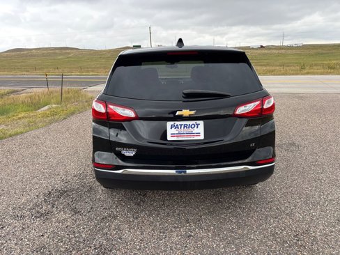 Used 2019 Chevrolet Equinox LT image 4