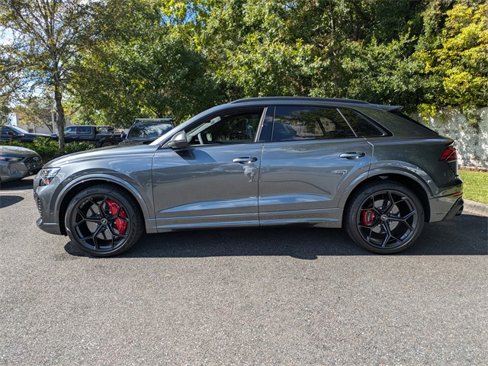 New 2025 Audi RS Q8 performance image 6