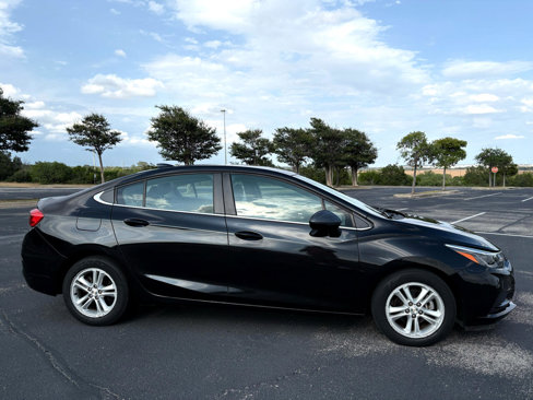Used 2018 Chevrolet Cruze LT image 38