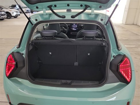 Certified 2025 MINI Cooper S image 34