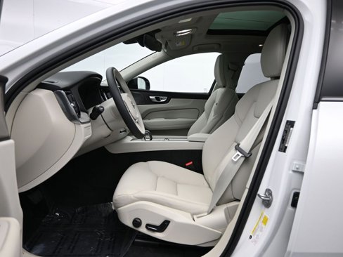 New 2025 Volvo XC60 T8 Plus w/ Protection Package Premier image 22