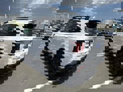 New 2026 Kia Sorento SX image 5