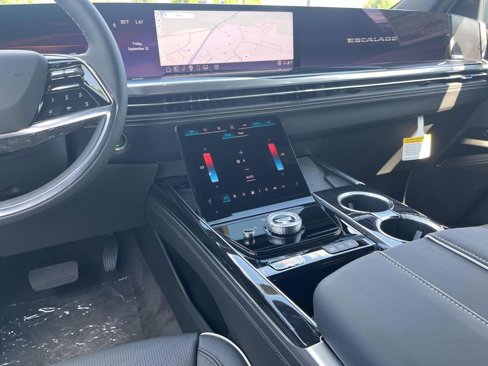 New 2025 Cadillac Escalade Sport image 15