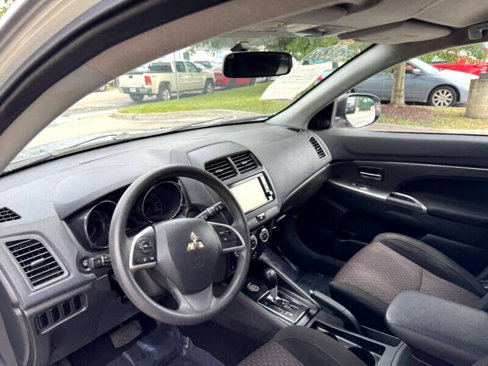 Used 2019 Mitsubishi Outlander Sport ES image 12